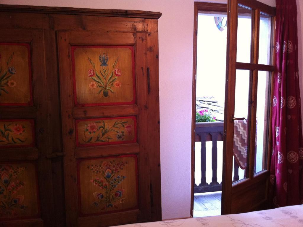 La Placette - Albergo Diffuso E Trattoria Usseaux Zimmer foto